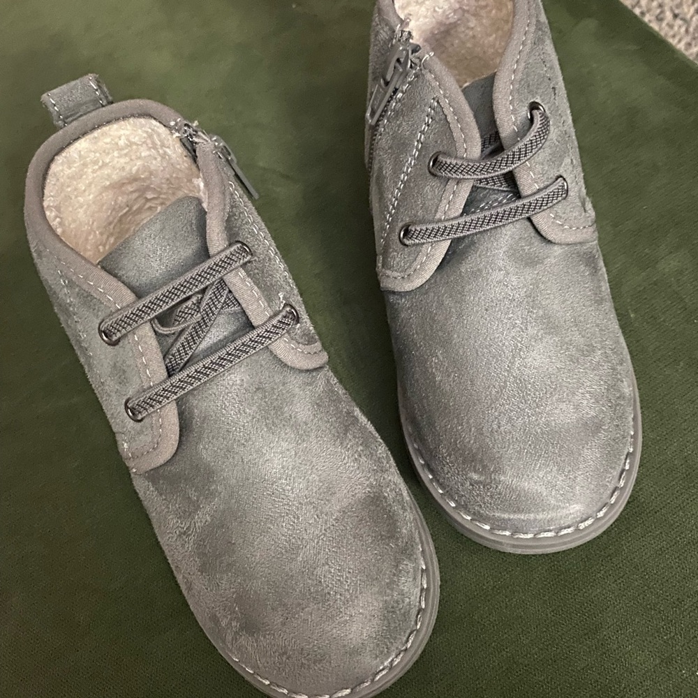 NWOT boys size 11 boots